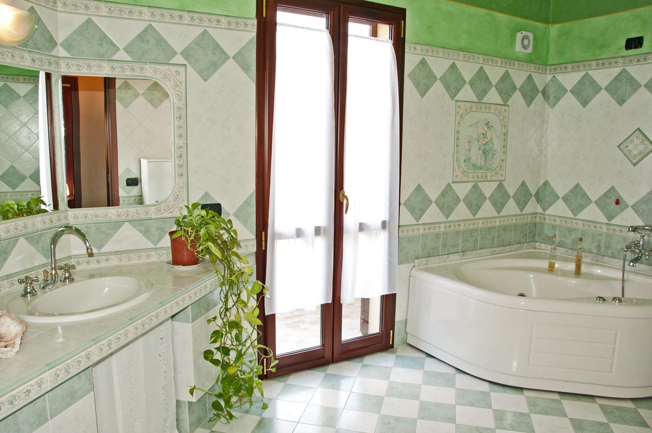 Casa Vacanze Sandalia Bosa Exterior foto